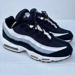 Air Max 95 Essential ‘Wolf Grey’